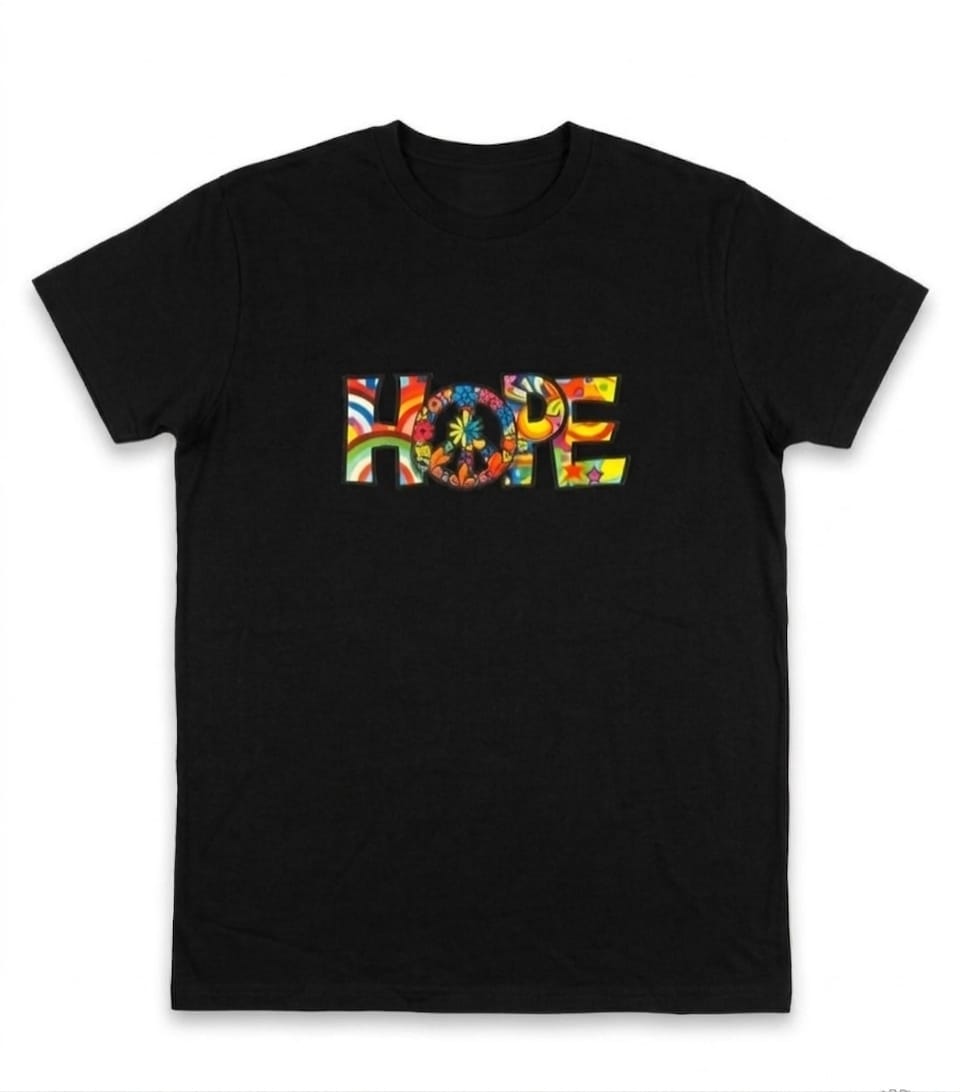 CAMISETA NEGRA HOPE